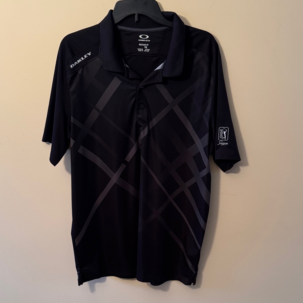 Oakley Men's Polo Shirt in Black with Gray Accents